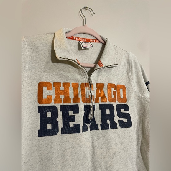 VICTORIA SECRET PINK Chicago Bears Quarter Zip Sweatshirt - Picture 3 of 6